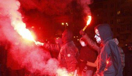 Украина готовит провокационную акцию на границе с РФ с участием студентов Украина готовит провокационную акцию на границе с РФ с участием студентов