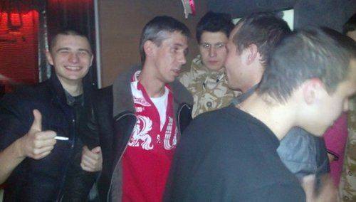 В одесском ресторане националисты взяли в плен актера Алексея Панина В одесском ресторане националисты взяли в плен актера Алексея Панина
