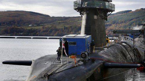 Британцы позвали США искать «российскую подлодку» у Шотландии Британцы позвали США искать «российскую подлодку» у Шотландии