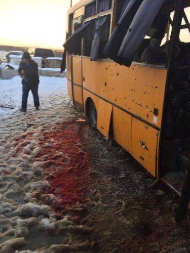 Украинская «армия» уничтожила пассажиров автобуса под Волновахой миной МОН? Украинская «армия» уничтожила пассажиров автобуса под Волновахой миной МОН?