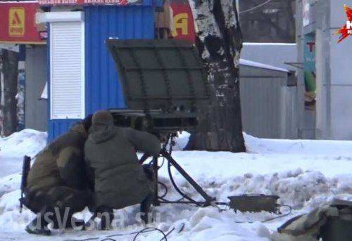 ОБСЕ осмотрела радиолокационную станцию ополчения, предназначенную для разведки огневых позиций ОБСЕ осмотрела радиолокационную станцию ополчения, предназначенную для разведки огневых позиций