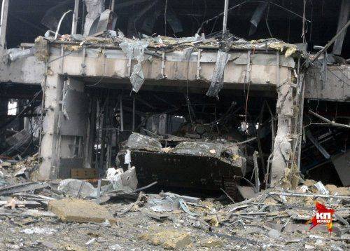 Стешин и Коц: Прогулка по новому терминалу Донецкого аэропорта Стешин и Коц: Прогулка по новому терминалу Донецкого аэропорта