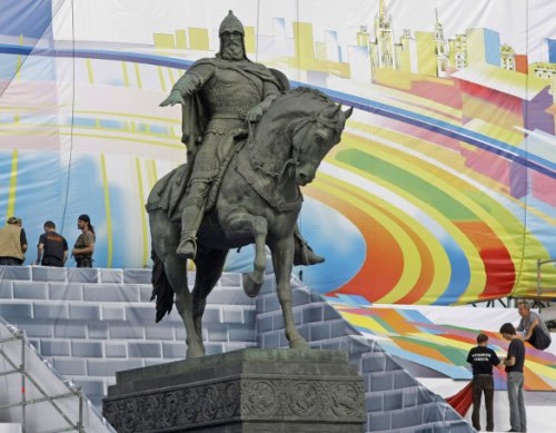 Борис Юлин: Запад врет, чтобы сделать Россию империей зла Борис Юлин: Запад врет, чтобы сделать Россию империей зла