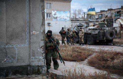 "Зеркало Недели": Украинские силовики превратили зачистку Станицы Луганской в погромы и мародерство  "Зеркало Недели": Украинские силовики превратили зачистку Станицы Луганской в погромы и мародерство