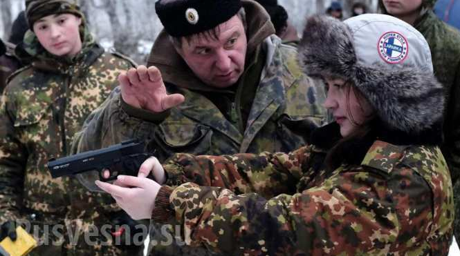 Детская армия Путина, внезапная правда о Донецке и «Сорри, Украина». О чём писали зарубежные СМИ на прошедшей неделе Детская армия Путина, внезапная правда о Донецке и «Сорри, Украина». О чём писали зарубежные СМИ на прошедшей неделе