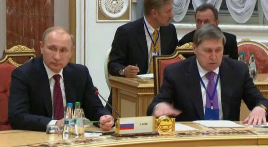 Украинские СМИ придумали «новость» о сломанном Путиным карандаше Украинские СМИ придумали «новость» о сломанном Путиным карандаше