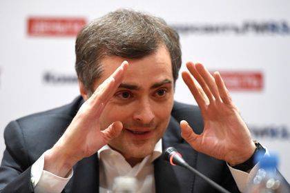 Глава СБУ обвинил Суркова в руководстве снайперами на Майдане Глава СБУ обвинил Суркова в руководстве снайперами на Майдане