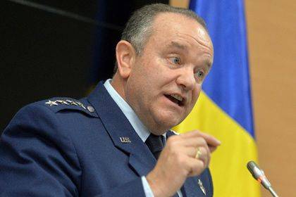 Главком НАТО в Европе выразил обеспокоенность милитаризацией Крыма Главком НАТО в Европе выразил обеспокоенность милитаризацией Крыма