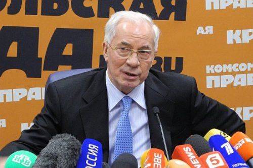 Экс-премьер Украины Азаров потрясен коварством Запада Экс-премьер Украины Азаров потрясен коварством Запада