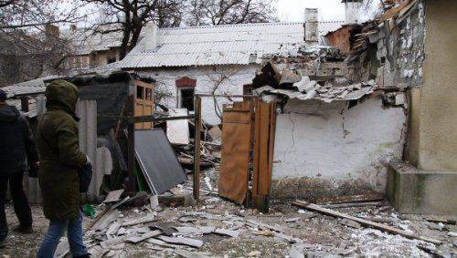Генштаб Украины: в Донецке якобы взорвалась гуманитарная помощь из РФ Генштаб Украины: в Донецке якобы взорвалась гуманитарная помощь из РФ