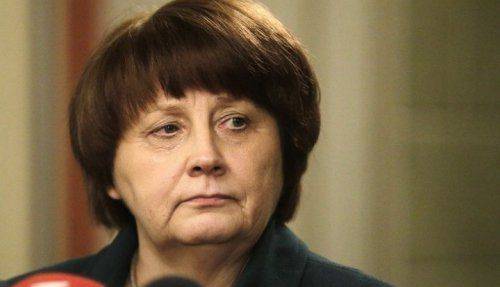 Премьер-министр Латвии пугает сограждан “элементами российской гибридной войны” Премьер-министр Латвии пугает сограждан “элементами российской гибридной войны”