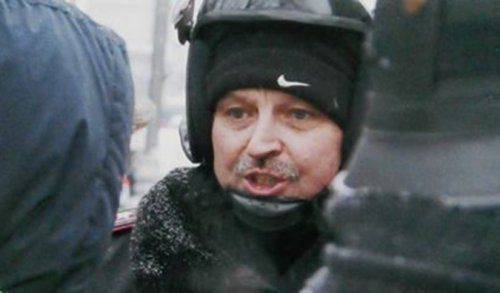 «Полковник Беркут» рассказал о самолетах кэша и сожженных заживо бойцах «Полковник Беркут» рассказал о самолетах кэша и сожженных заживо бойцах