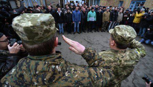 СМИ: футболист Заваров отказывается воевать на востоке Украины СМИ: футболист Заваров отказывается воевать на востоке Украины