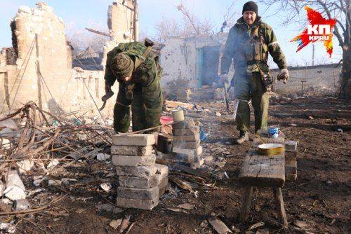 Окруженные украинские военные пытаются выбить пробку из «горлышка» Окруженные украинские военные пытаются выбить пробку из «горлышка»