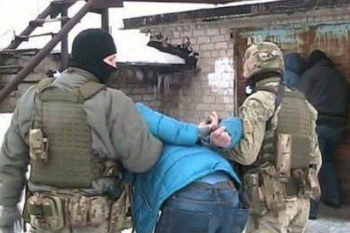 Аваков срочно набирает по Украине «сепаратистов», чтоб обменять на пленных из Дебальцевского котла  Аваков срочно набирает по Украине «сепаратистов», чтоб обменять на пленных из Дебальцевского котла