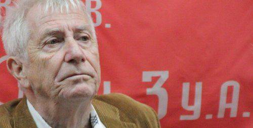 Украина хочет запретить въезд депутатам Бундестага, побывавшим в ДНР Украина хочет запретить въезд депутатам Бундестага, побывавшим в ДНР