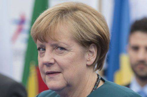 Ангела Меркель: Необходимо сойти с пути санкций Ангела Меркель: Необходимо сойти с пути санкций