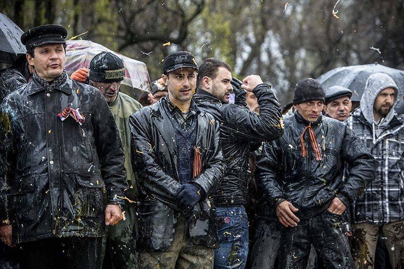 Запорожье: Когда подумали, что уже достигли самого дна, снизу постучали Запорожье: Когда подумали, что уже достигли самого дна, снизу постучали