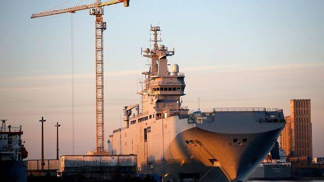 Mer et Marine: Проще договориться с Москвой, чем перепродать «Мистрали» Mer et Marine: Проще договориться с Москвой, чем перепродать «Мистрали»