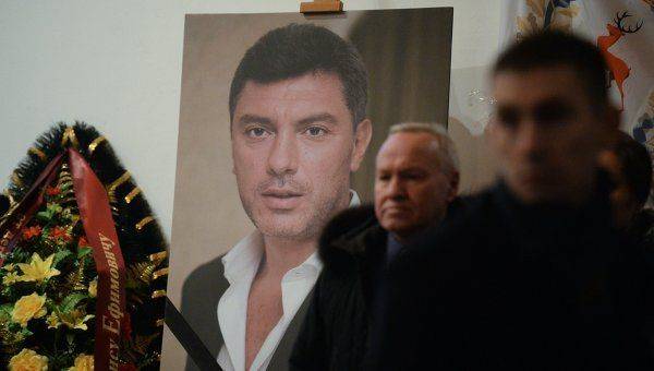 СМИ: СК установил личность возможного организатора убийства Немцова СМИ: СК установил личность возможного организатора убийства Немцова