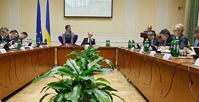 Чрезвычайный Шкиряк. Рождённый ползать - везде пролезет Чрезвычайный Шкиряк. Рождённый ползать - везде пролезет