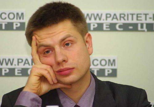 «Я душитель из Одессы»: Гончаренко говорит что его били в тюрьме, но ему хорошо, как никогда «Я душитель из Одессы»: Гончаренко говорит что его били в тюрьме, но ему хорошо, как никогда