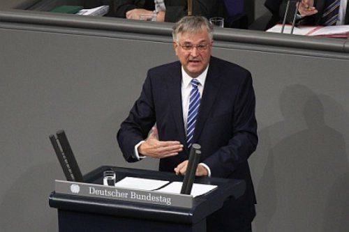 Немцы растеряны: «Пусть русские приходят!». Заседание в Бундестаге Немцы растеряны: «Пусть русские приходят!». Заседание в Бундестаге