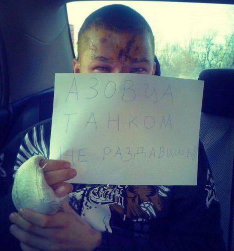 Танк ДНР переехал «Джип» «Азова» под Мариуполем: из головы боевика удалили кусок металла вместе с лобной костью Танк ДНР переехал «Джип» «Азова» под Мариуполем: из головы боевика удалили кусок металла вместе с лобной костью