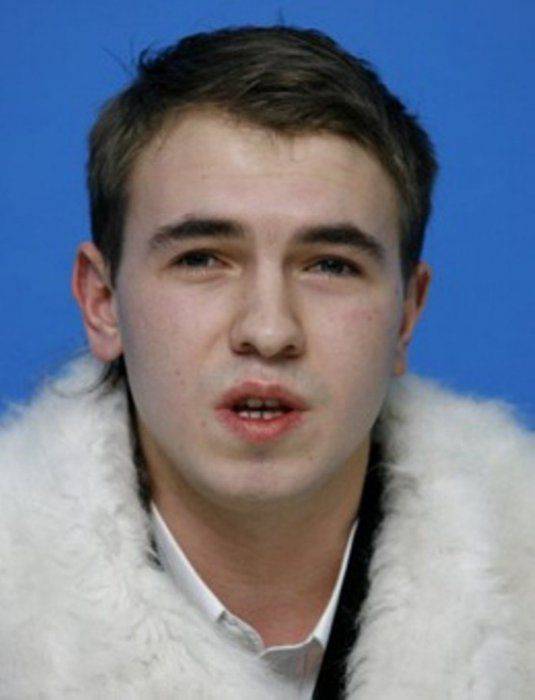 В Ужгороде радикальный "сынок" Олега Ляшко устроил скандал в ночном кабаке В Ужгороде радикальный "сынок" Олега Ляшко устроил скандал в ночном кабаке