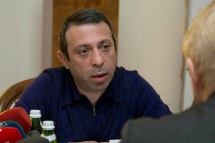 «Еврей не может стать президентом Украины»: команда Коломойского издевается над Порошенко «Еврей не может стать президентом Украины»: команда Коломойского издевается над Порошенко