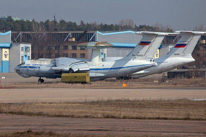 Ильюшин 976 СКИП в небе ... Ильюшин 976 СКИП в небе ...