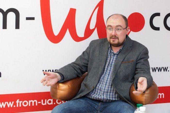 Ату в АТО! Хунта мобилизует соратника Затулина и артистов бандеровской филармонии Ату в АТО! Хунта мобилизует соратника Затулина и артистов бандеровской филармонии