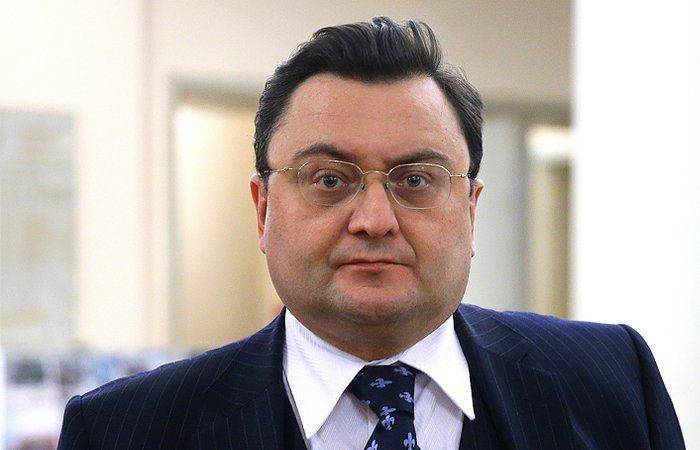 Миллиардер Семин объявлен в розыск по делу о пожаре в казанском ТЦ Миллиардер Семин объявлен в розыск по делу о пожаре в казанском ТЦ