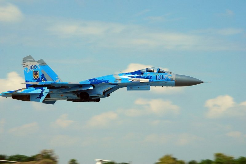 Не рой яму другому или судьба Су-27 в ВВС Украины Не рой яму другому или судьба Су-27 в ВВС Украины