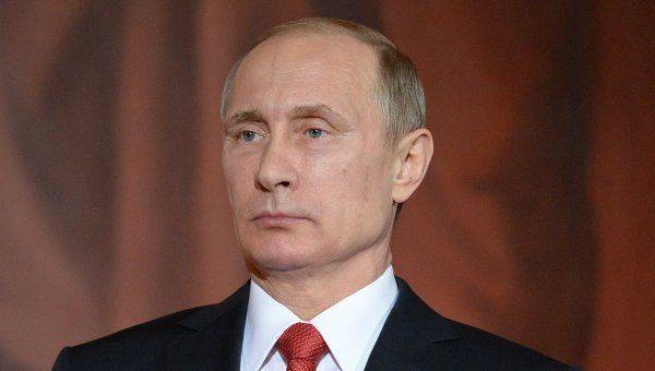 Путин поздравил православных христиан с Пасхой Путин поздравил православных христиан с Пасхой