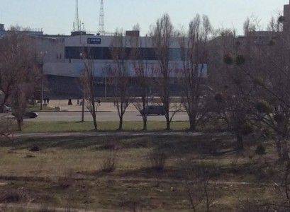 В Харькове с кинотеатра «Россия» сняли вывеску В Харькове с кинотеатра «Россия» сняли вывеску