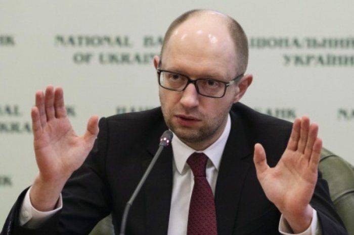 Бюджетный крах вопреки «славе Украины» Бюджетный крах вопреки «славе Украины»