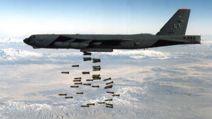 СМИ: США испытали крупнейшую авиабомбу на случай провала переговоров с Ираном СМИ: США испытали крупнейшую авиабомбу на случай провала переговоров с Ираном