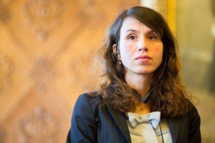 Новая власть «заказала» сумасшедшую революционерку Черновол Новая власть «заказала» сумасшедшую революционерку Черновол