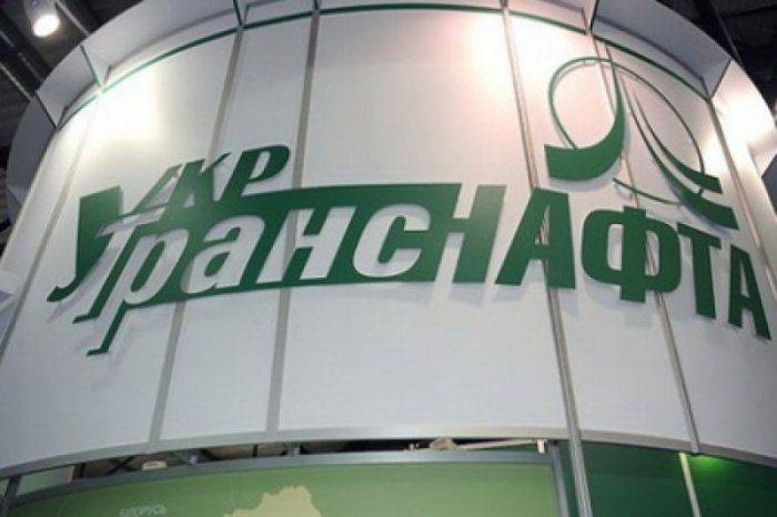 Коломойский продолжает высасывать из Украины миллиарды гривен Коломойский продолжает высасывать из Украины миллиарды гривен