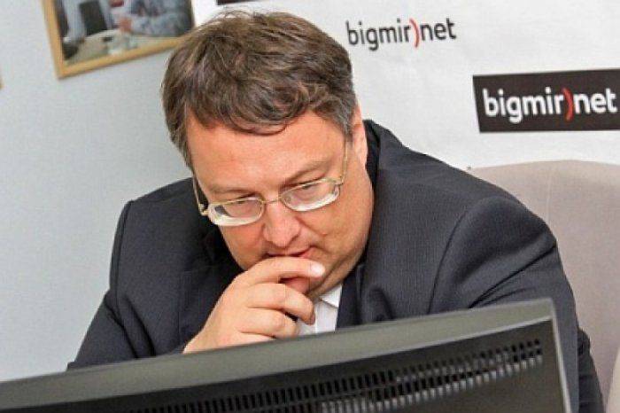 «Тонька-фейкомётчица» или Сказ о том, как хунтовские пиар-асы разбушевались  «Тонька-фейкомётчица» или Сказ о том, как хунтовские пиар-асы разбушевались