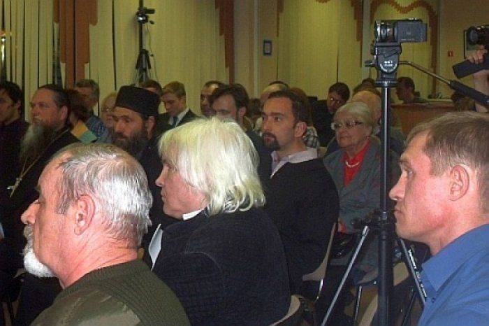 В Москве презентовали проект «Слово о Новороссии» и почтили память Олеся Бузины   В Москве презентовали проект «Слово о Новороссии» и почтили память Олеся Бузины