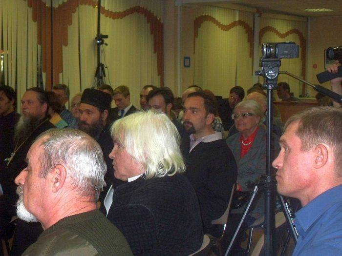 В Москве презентовали проект «Слово о Новороссии» и почтили память Олеся Бузины   В Москве презентовали проект «Слово о Новороссии» и почтили память Олеся Бузины