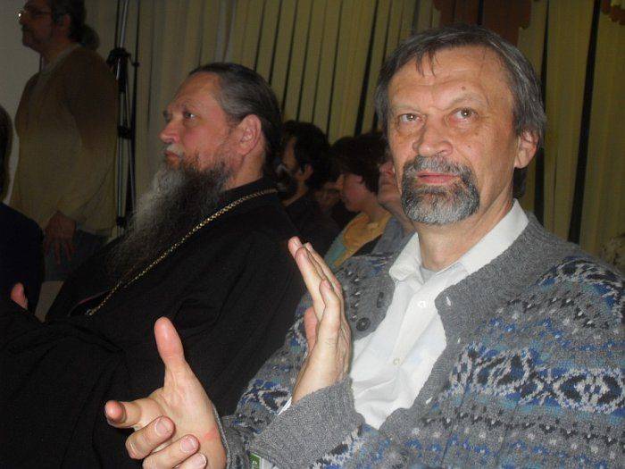 В Москве презентовали проект «Слово о Новороссии» и почтили память Олеся Бузины   В Москве презентовали проект «Слово о Новороссии» и почтили память Олеся Бузины