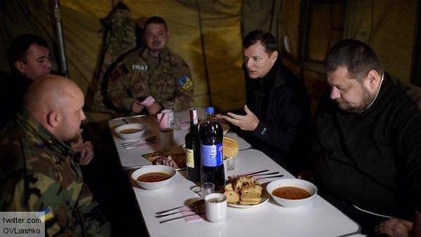 Ляшко обвинил украинские власти в «массовом обмане общества» Ляшко обвинил украинские власти в «массовом обмане общества»
