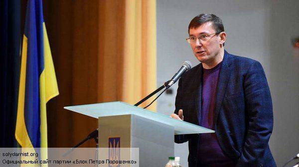 «Блок Петра Порошенко» призвал «переосмыслить» День Победы «Блок Петра Порошенко» призвал «переосмыслить» День Победы