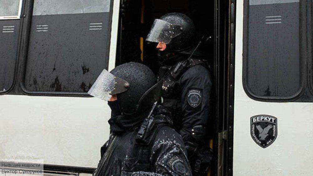 Бывшие защитники Украины бегут в Крым из-за допросов и пыток Бывшие защитники Украины бегут в Крым из-за допросов и пыток
