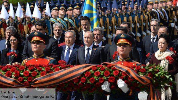Путин о Дне Победы: Если люди искренне радуются — это уже хорошо Путин о Дне Победы: Если люди искренне радуются — это уже хорошо