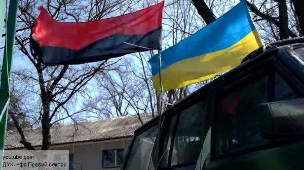 «Правый сектор» считает одесскую милицию «пособниками оккупантов» «Правый сектор» считает одесскую милицию «пособниками оккупантов»