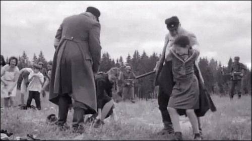 В Киеве уже заявляют, что УПА — это единственная армия, которая освобождала Украину В Киеве уже заявляют, что УПА — это единственная армия, которая освобождала Украину